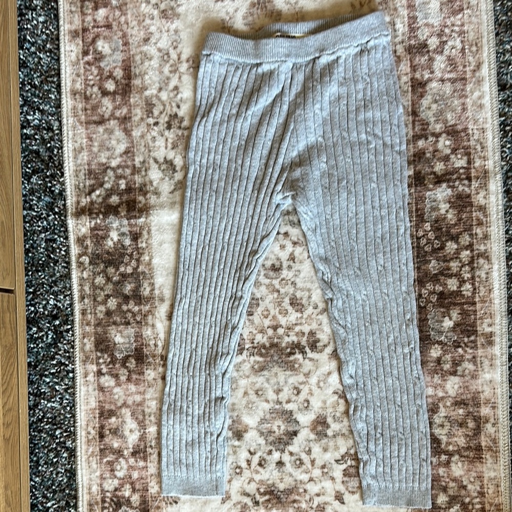 Cozy Gray Ribbed Kids Leggings